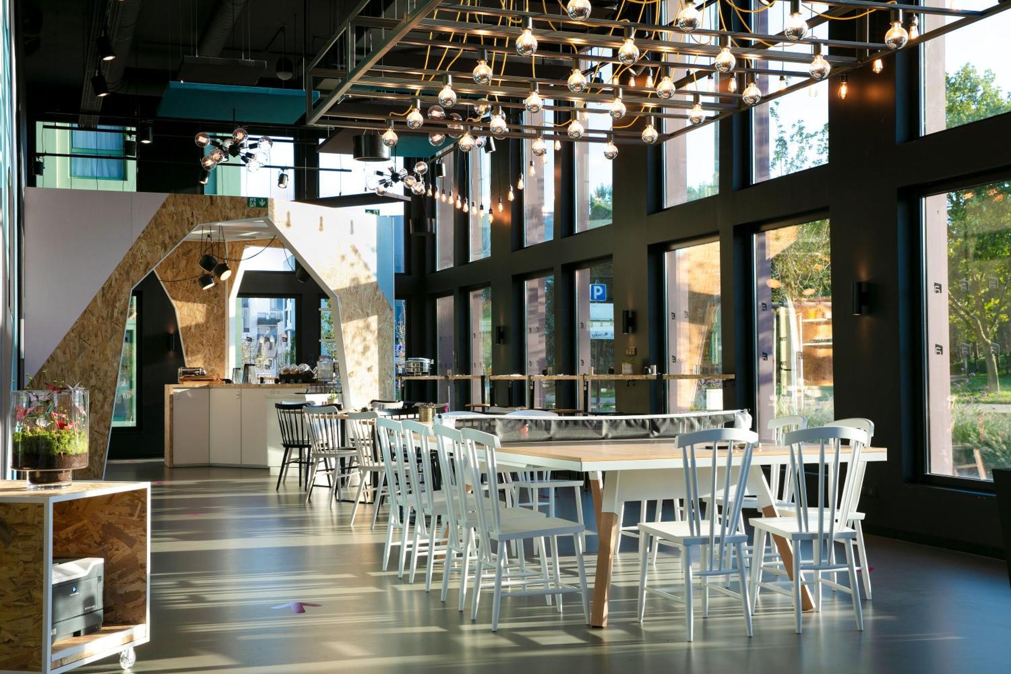 Aloft Strasbourg Etoile Hotel Ngoại thất bức ảnh